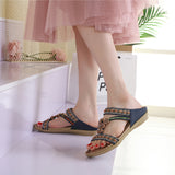 Ferndule Women Flip Flops Buckles Slippers Arch Support Non-Slip Beach Sandals Summer Shoes