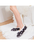 Women Snowflake Print Slip On Flat Cotton Slippers Sock Shoes Soft Round Toe Comfy House Shoes with Grips Sole